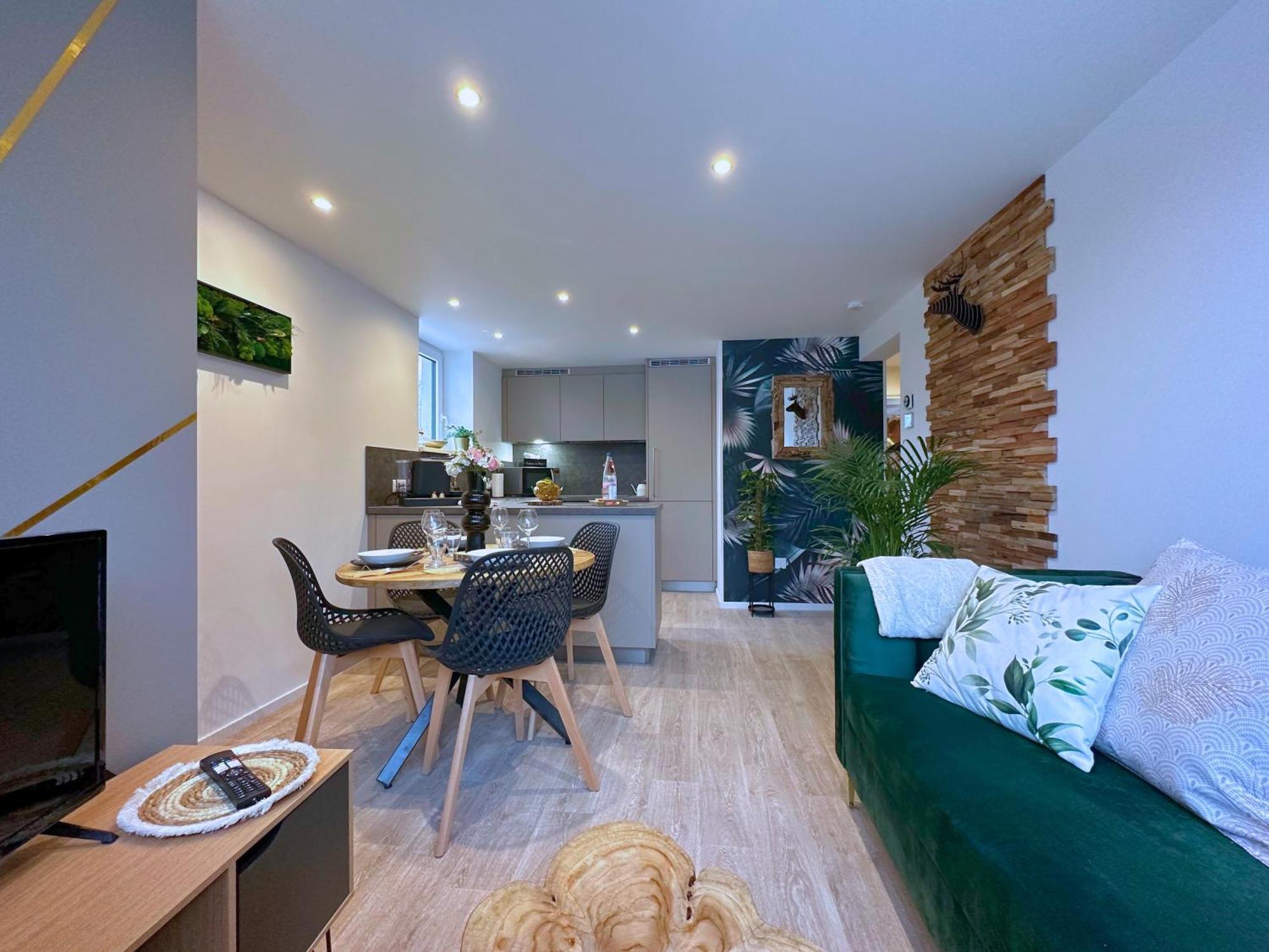 La Foret Enchantee - Cozy Immo Apartment *